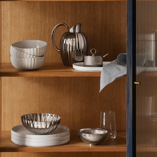 Bernadotte Dinnerware – Mary Mahoney